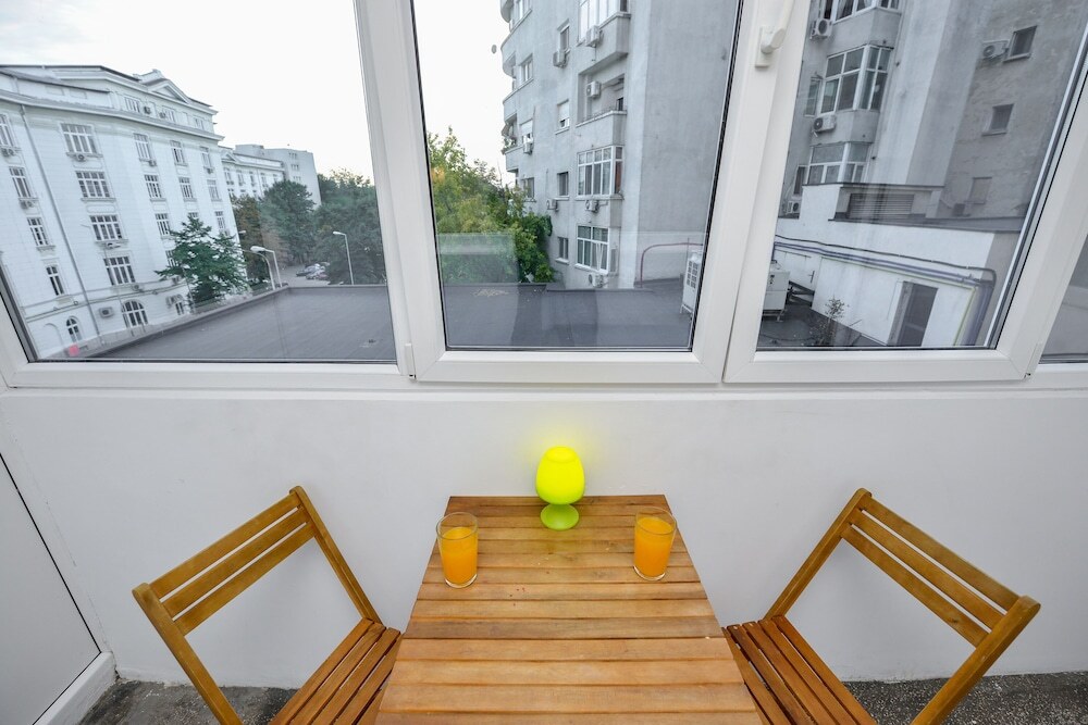 Bucharest Apartment - Cismigiu Gardens - 843