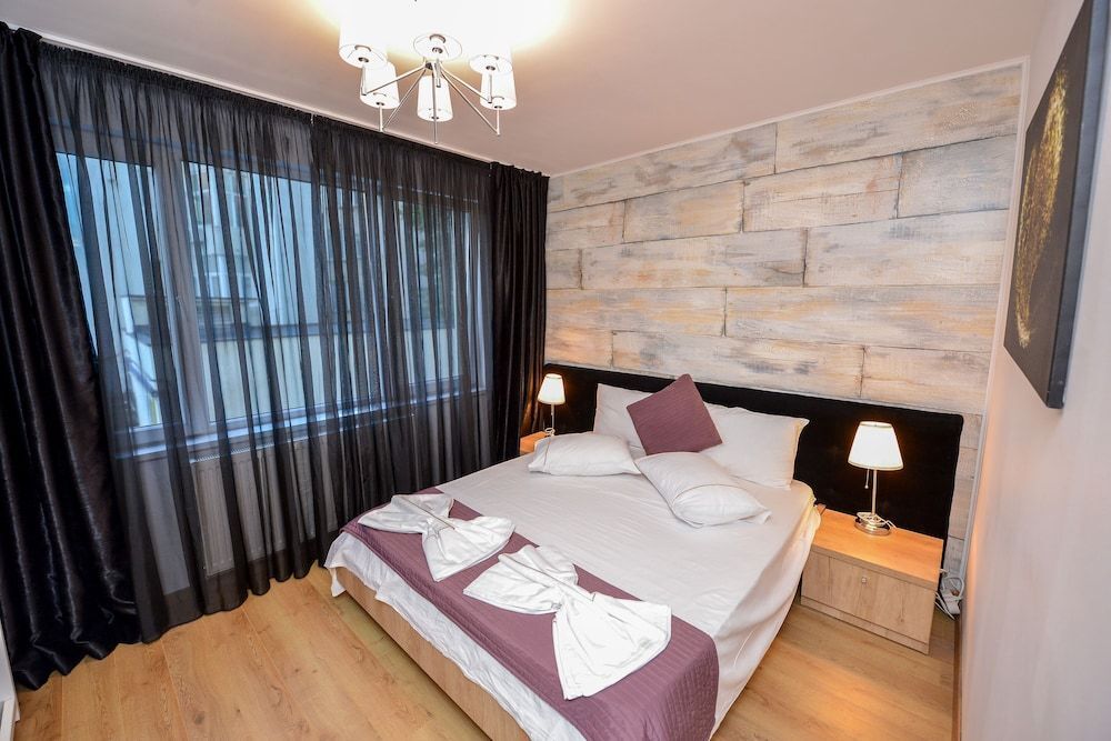 Bucharest Apartment - Cismigiu Gardens - 367