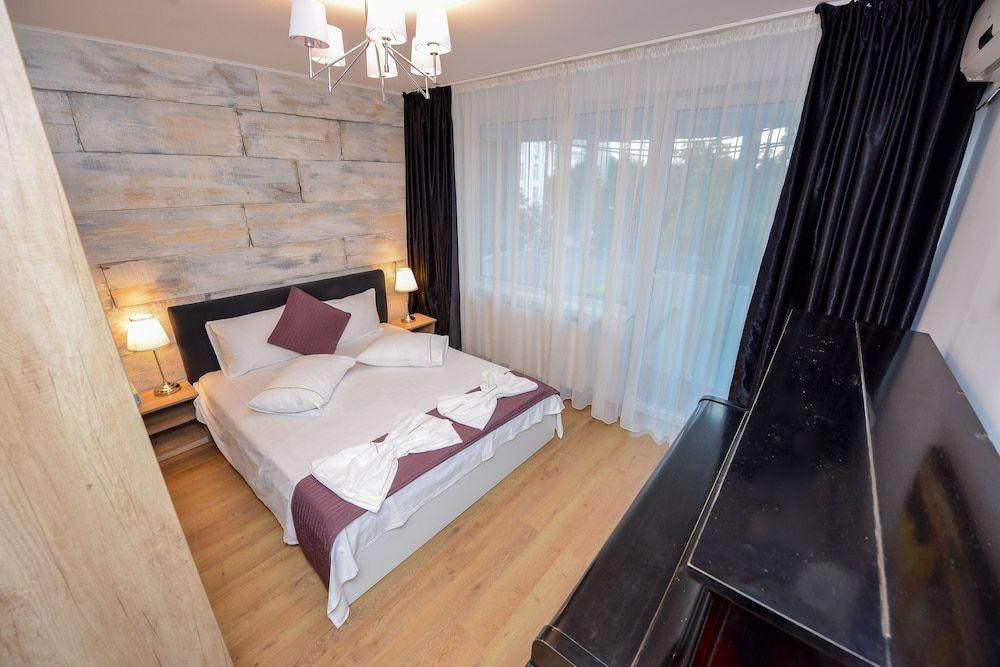 Bucharest Apartment - Cismigiu Gardens - 879