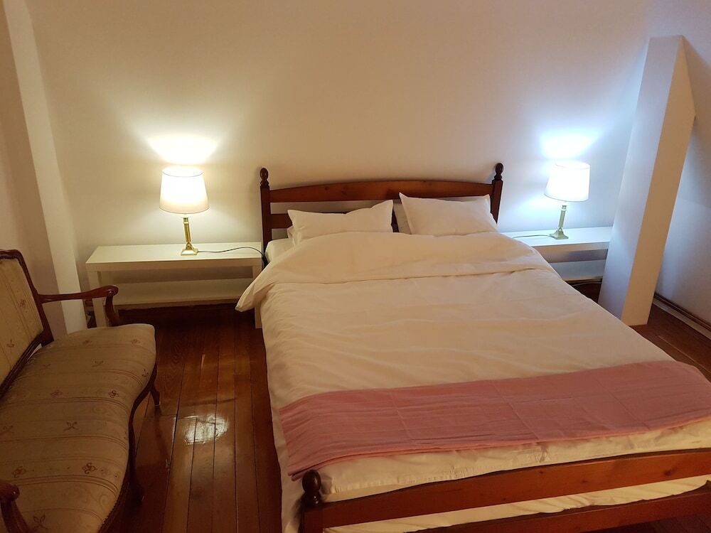 Bucharest Boutique Accommodation - 720