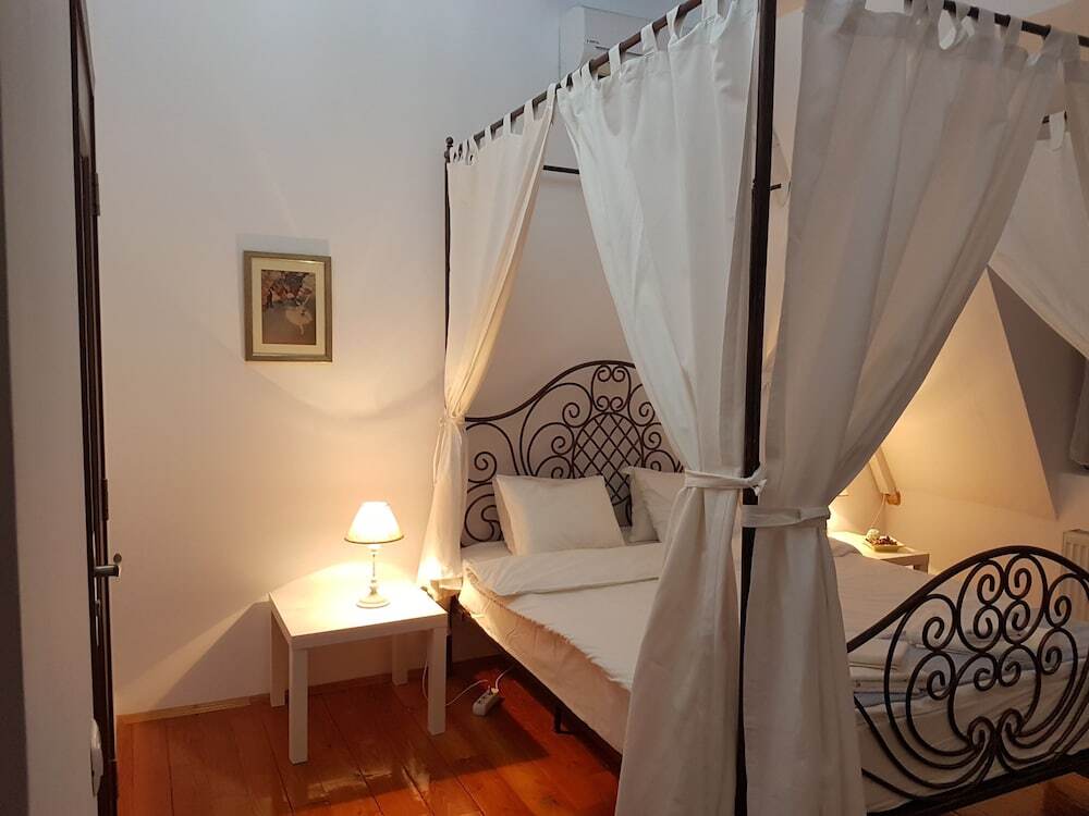 Bucharest Boutique Accommodation - 615