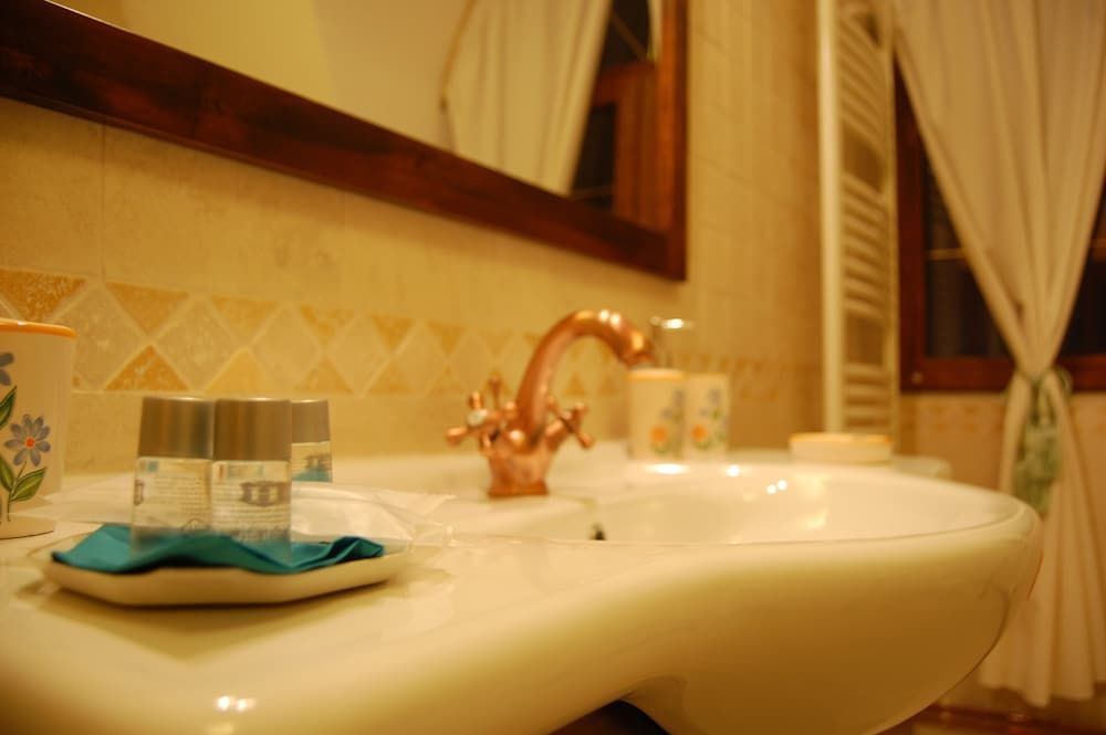 Bucharest Boutique Accommodation - 770
