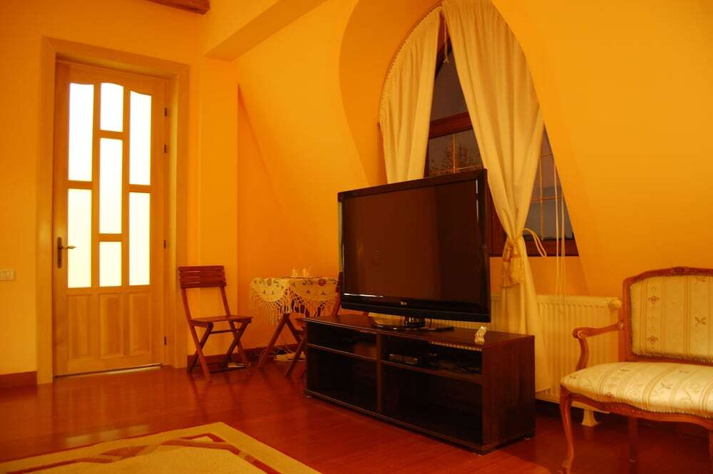 Bucharest Boutique Accommodation - 522
