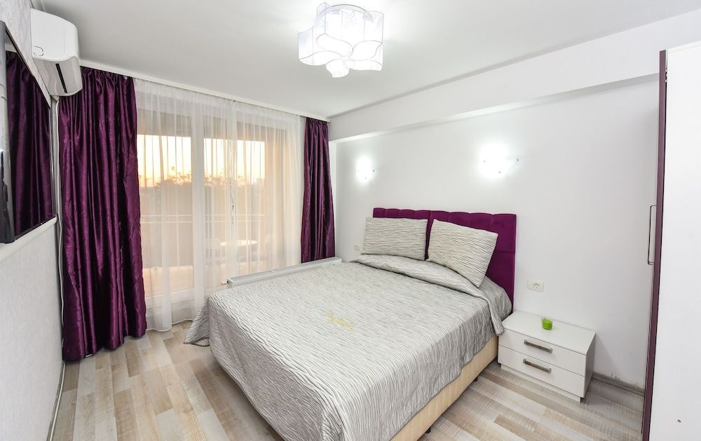 Bucharest Old Town Apartments - 966