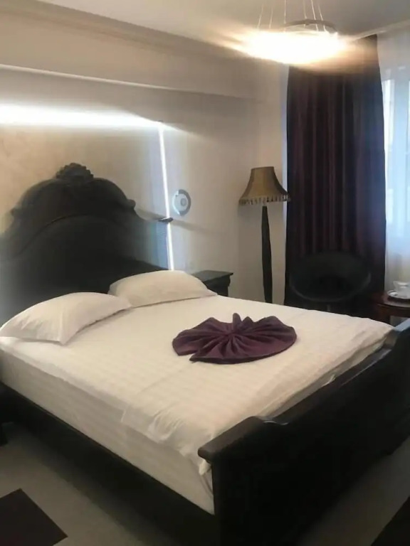 Bulevard Prestige Hotel - 873