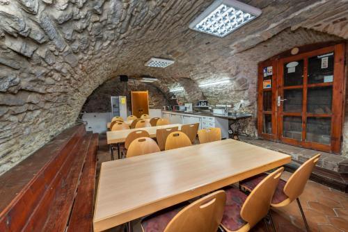 Burg Hostel - 48