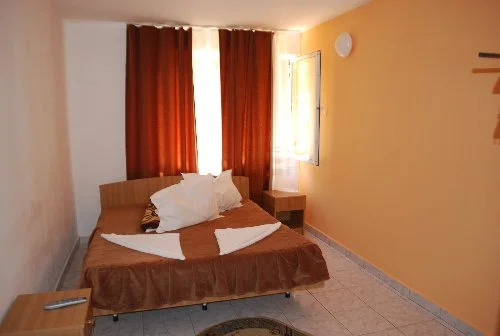 Hotel Camelia - 190