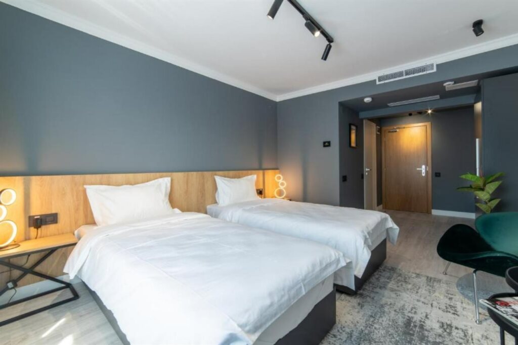 Campeador Inn - 581