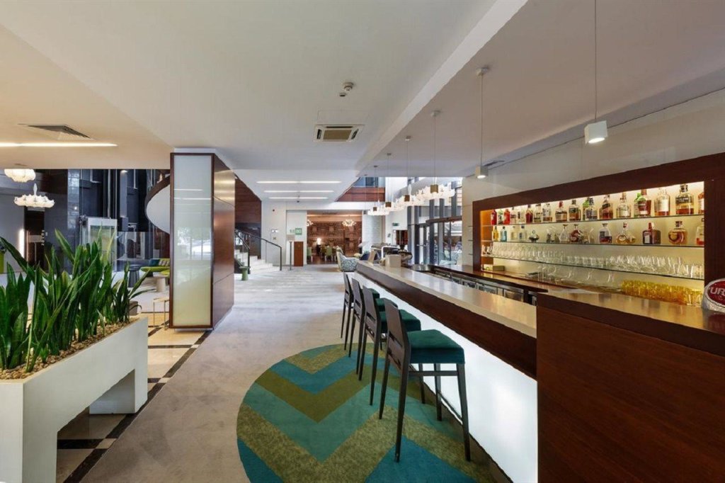 Capital Plaza Hotel - 517