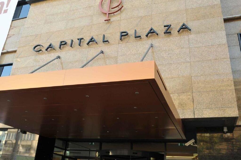 Capital Plaza Hotel - 563