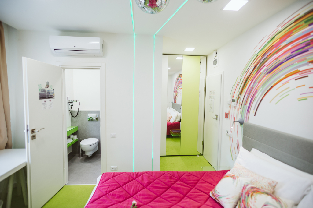 Lol et Lola Hotel - 395
