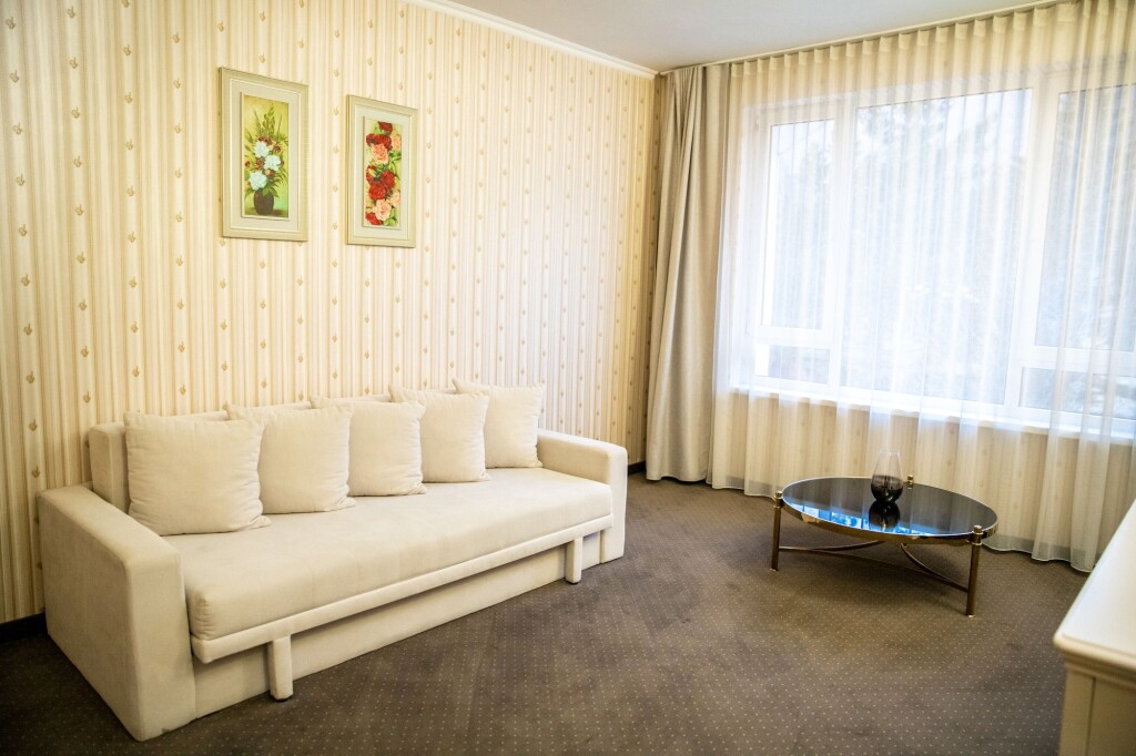 Hotel Carpathia - 854