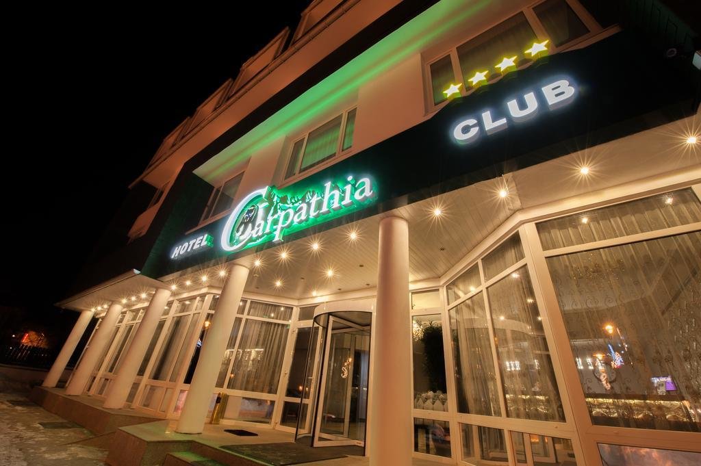 Hotel Carpathia - 675