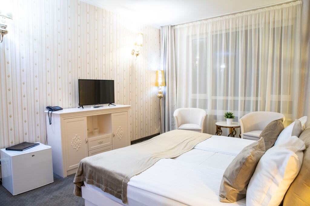 Hotel Carpathia - 886