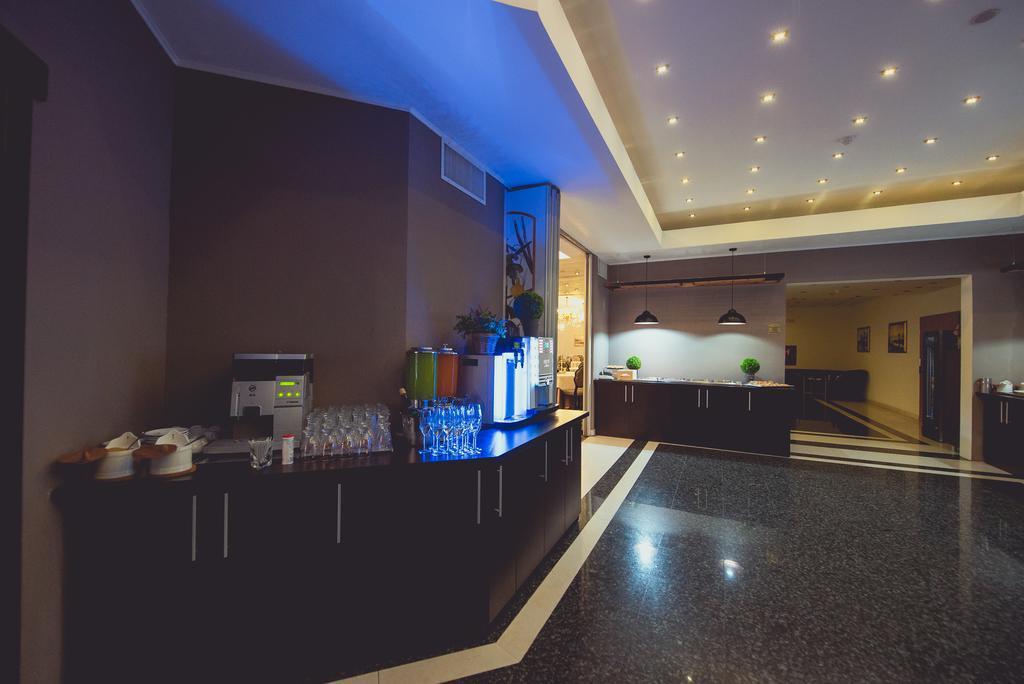 Hotel Carpathia - 418