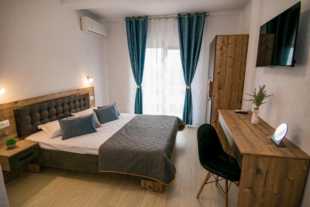 CASA ADIMAN cm - 261