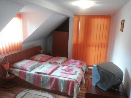 Casa Azugeana - 810