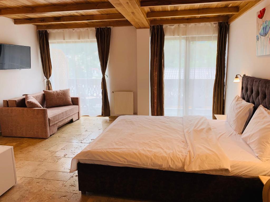 Casa Belcin - 913