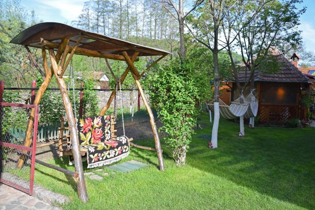 Casa Bunicii - 187
