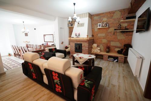 Casa Bunicii - 798