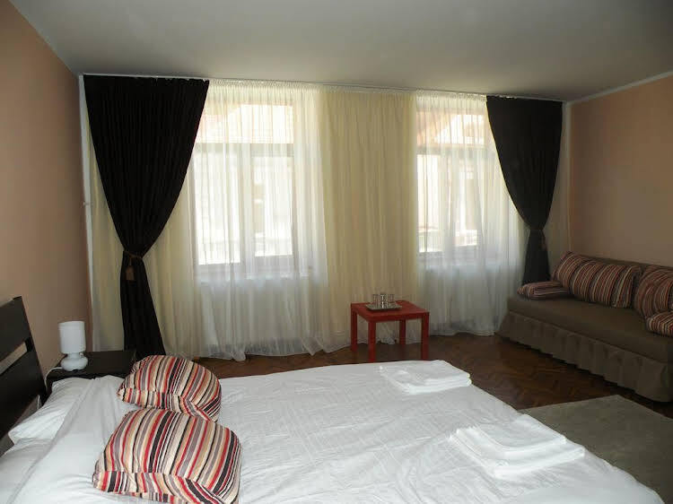 Casa Corona - 725