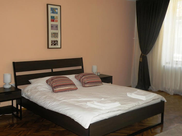 Casa Corona - 829