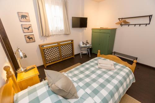 Ratiu House - 390
