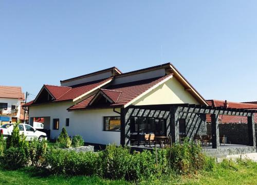 Casa De Sub Piatra - 71