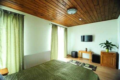 Casa Dinainte - 786