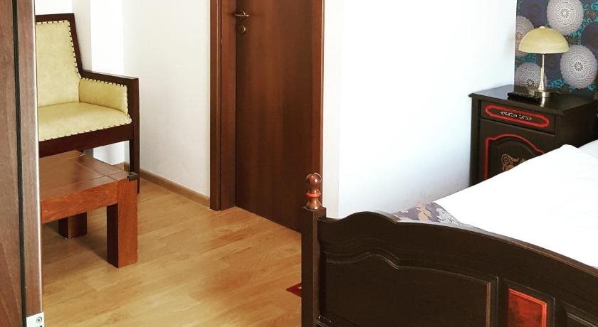 Casa Postavarului - 335