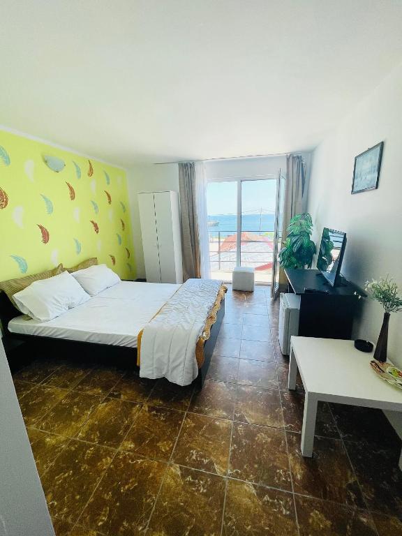 Casa Roman II by the sea - 160