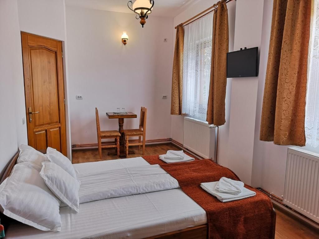 Pensiunea Casa Sighisoreana - 695