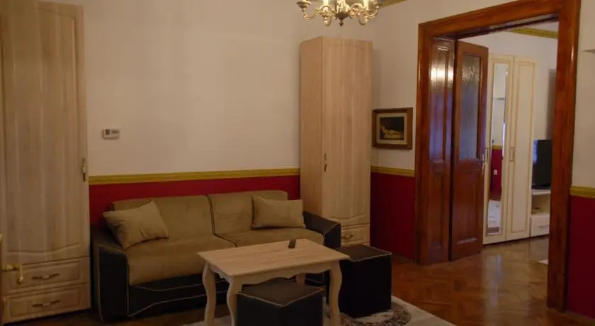 Castelului Apartment - 587