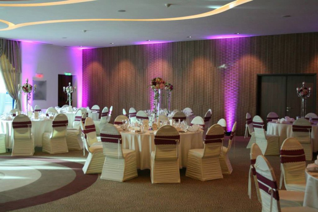 Central Plaza Hotel - 285