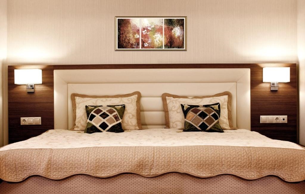 Central Plaza Hotel - 366