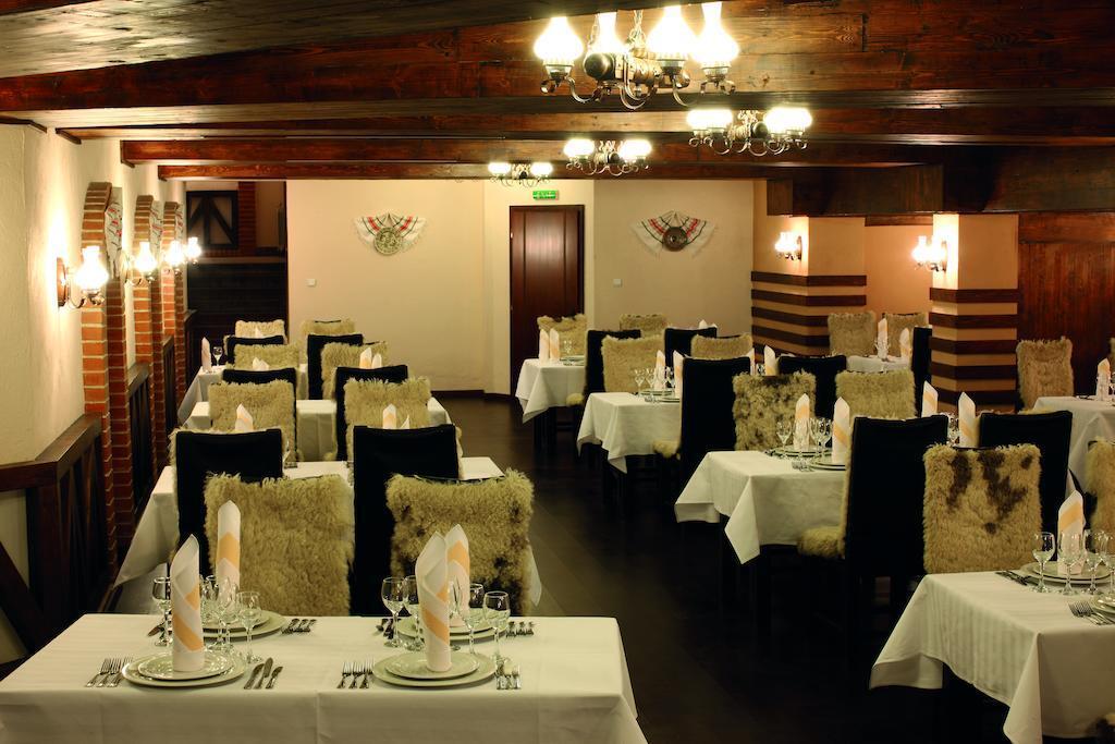 Central Plaza Hotel - 812