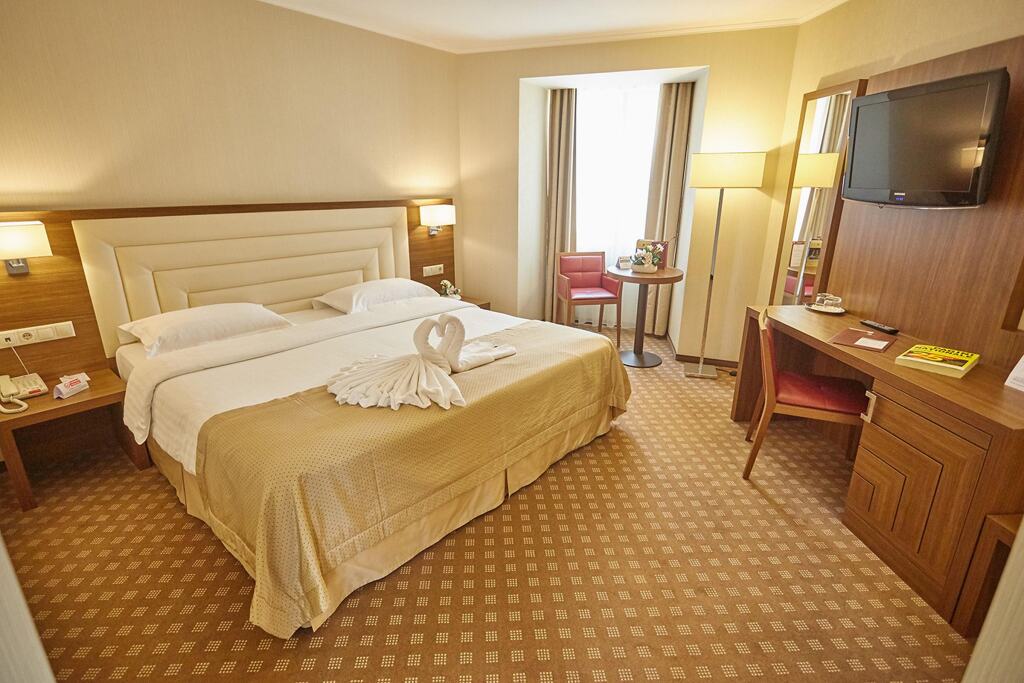 Central Plaza Hotel - 187