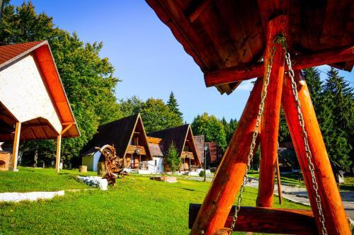Centrul De Echitatie Poiana Brasov - 706