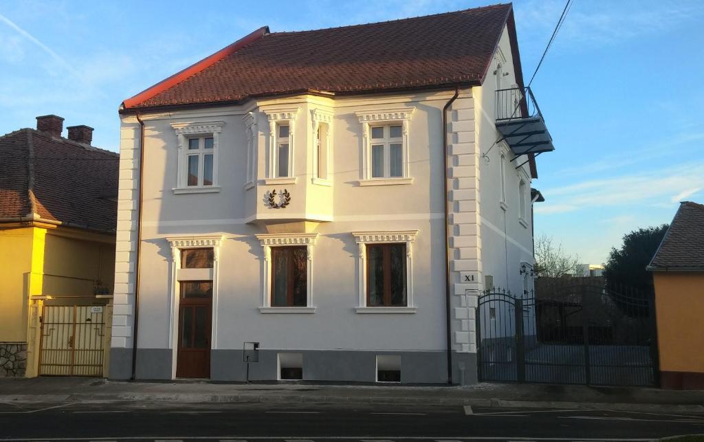 Cezar Apartment - 798