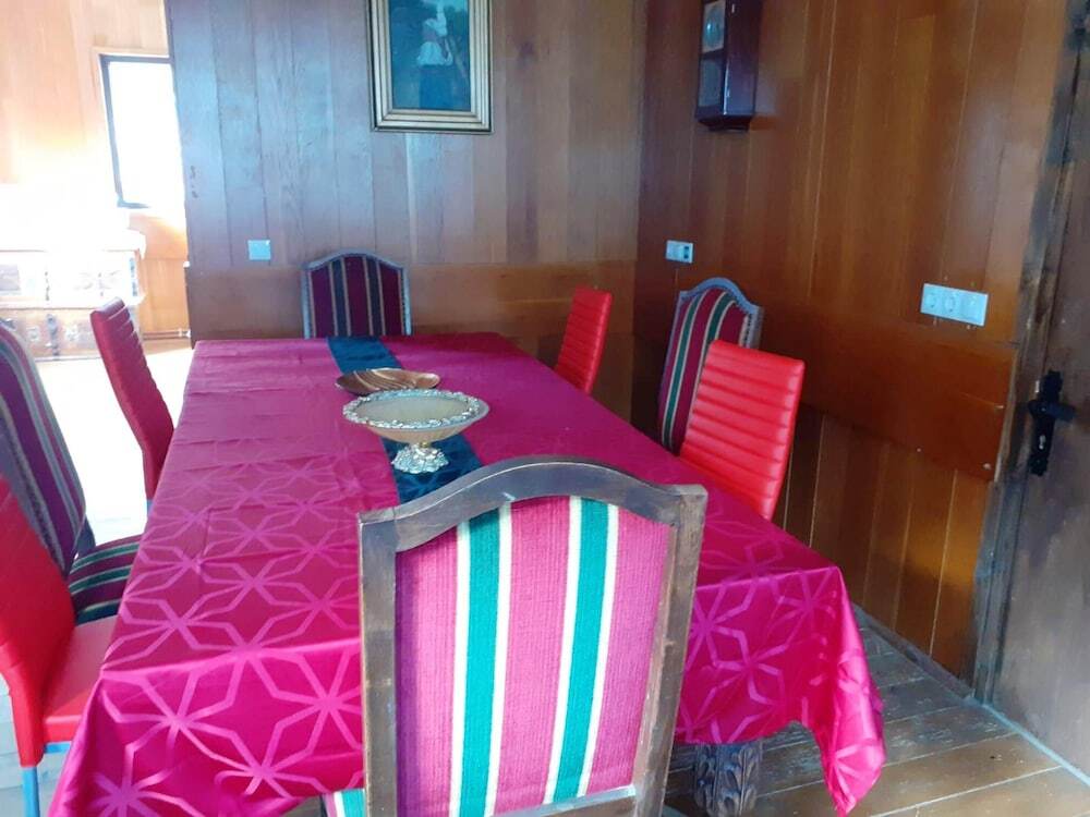 Chalet with 5 Bedrooms in Bu?Teni, with Wonderful Mountain View, Enclosed Garden And Wifi - 683