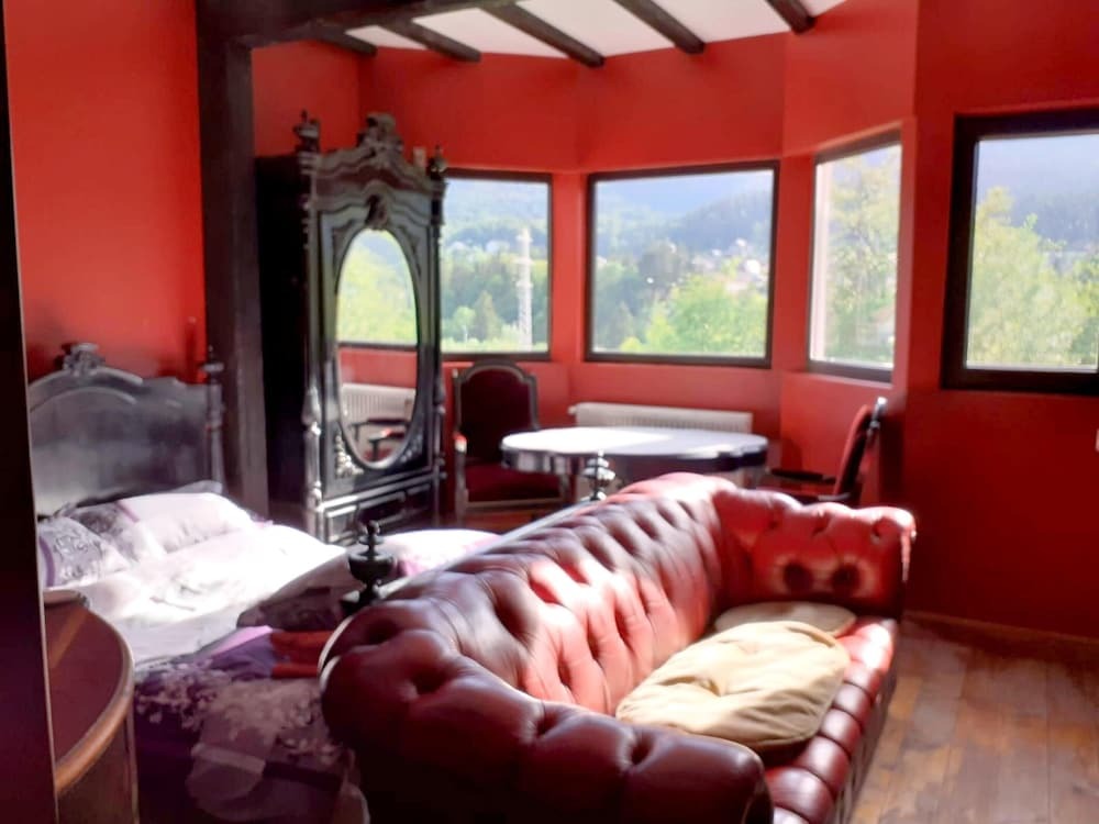 Chalet with 5 Bedrooms in Bu?Teni, with Wonderful Mountain View, Enclosed Garden And Wifi - 159