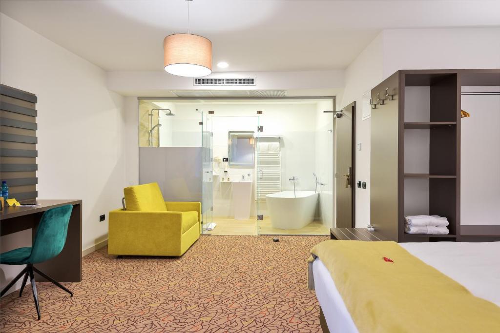 Charm Boutique Hotel - 861