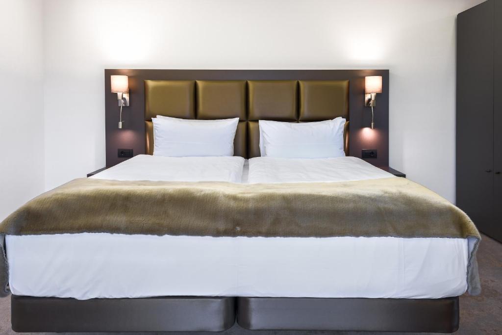 Charm Boutique Hotel - 902