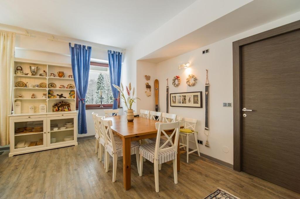 Charming 3-Bedroom Apartment - 351