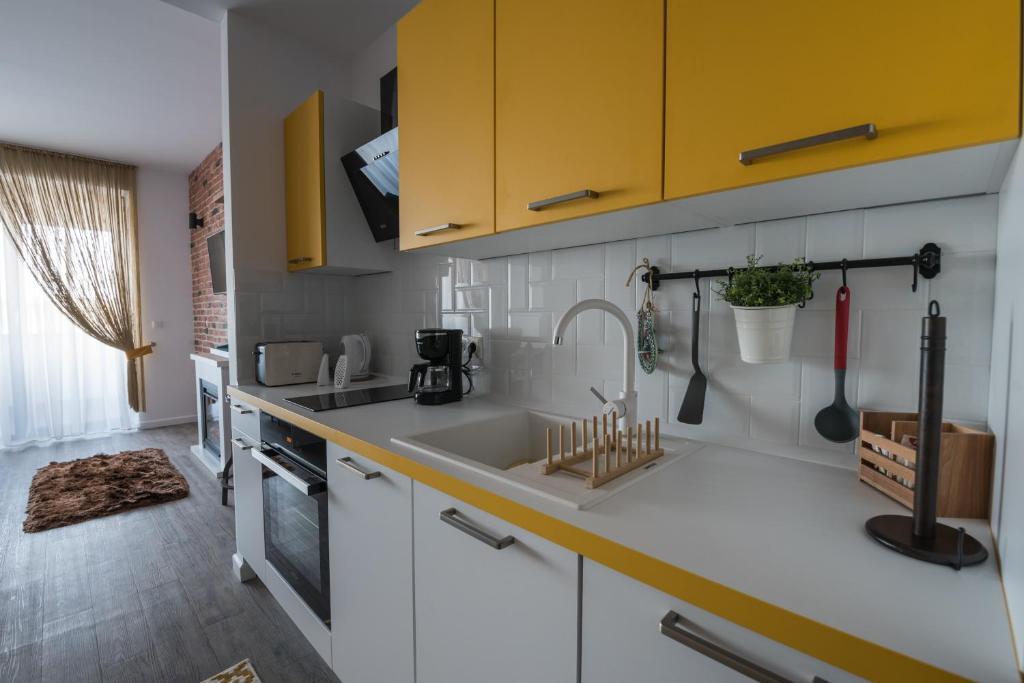 Chic Studio Silver Mountain - 809
