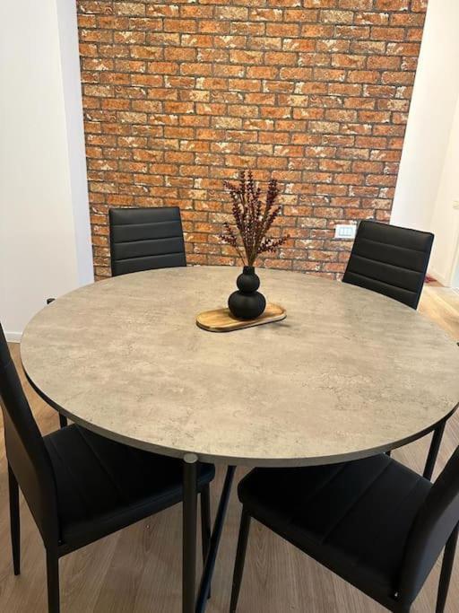 City Center Accommodation - 302 - 451
