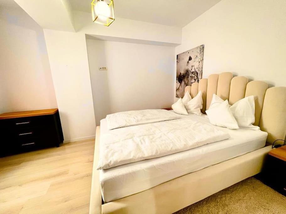 City Center Accommodation - 310 - 951