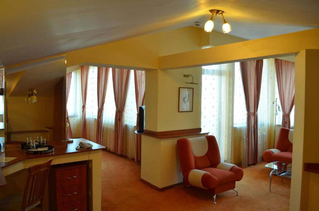 City Center Hotel Brasov - 711