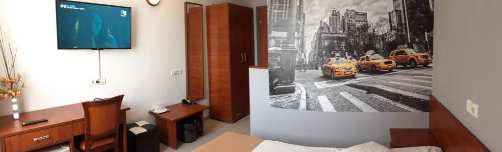 City Hotel Bucharest - 36
