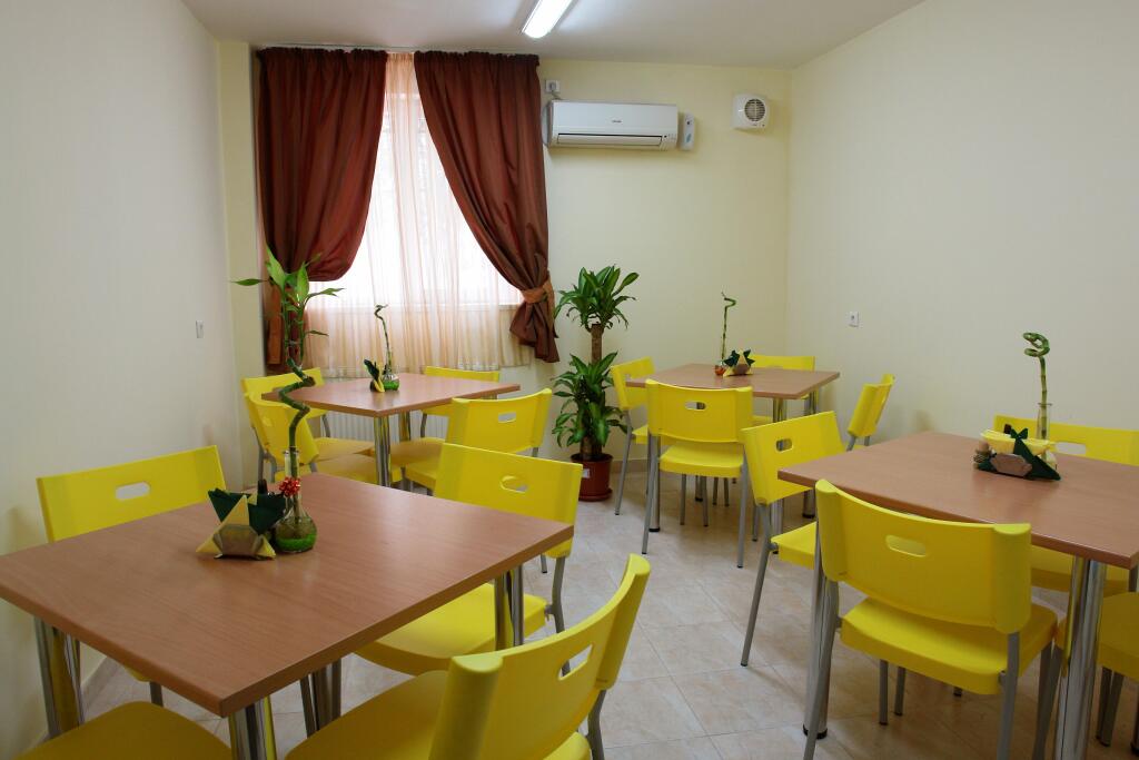 City Hotel Bucharest - 921